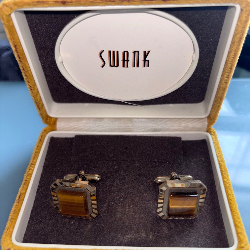 New 1960s Swank Mens OS Brown Tiger Eye Gold Tone Square Vintage‎ Cufflinks